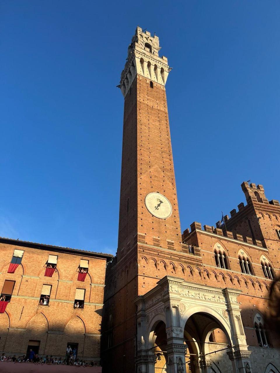 La Campanina-Nel Cuore Di Siena E Della Contrada Exterior foto