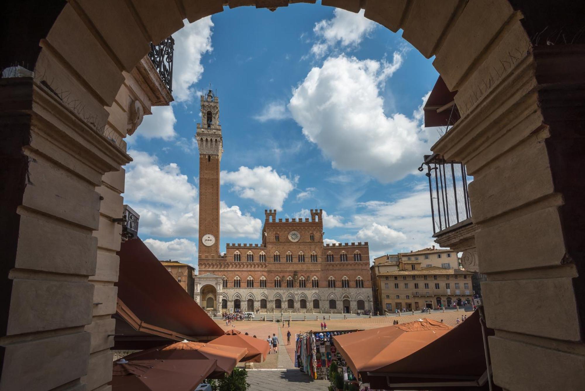 La Campanina-Nel Cuore Di Siena E Della Contrada Exterior foto